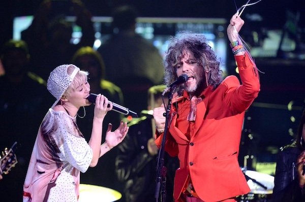 wayne coyne and miley cyrus