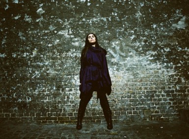 PJ Harvey - Photo by Maria Mochnacz