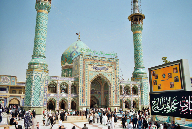 Tajrish Mosq, northern Tehran. (Picture by Bastien Perroy)