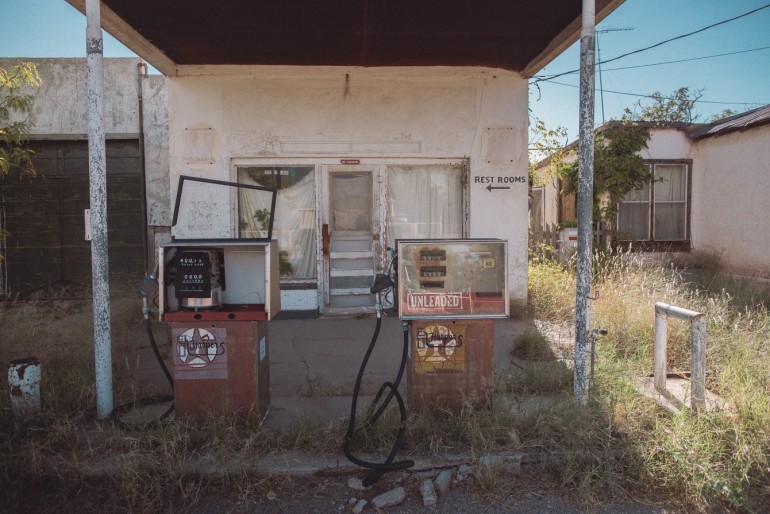 jim-kroft-american-story-petrol-station-marfa