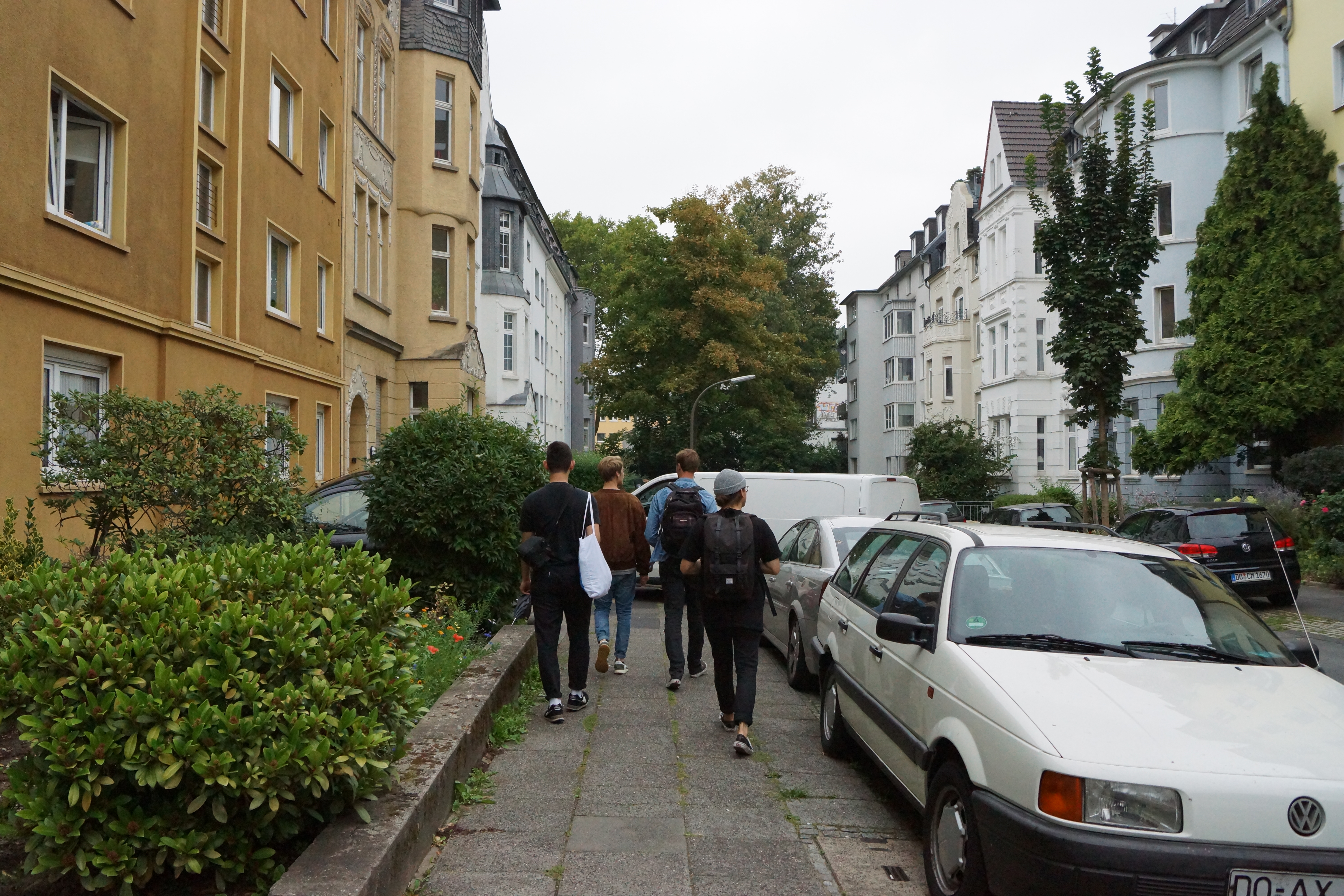 Walking through Kreuzviertel. Photo by Nicole Stieben