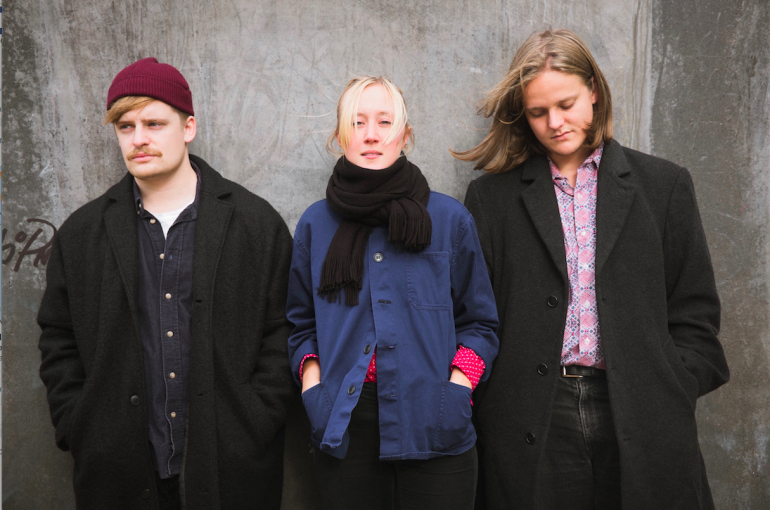 Premiere: Malmö's Echo Ladies Dream On With Close To Be Close To Me