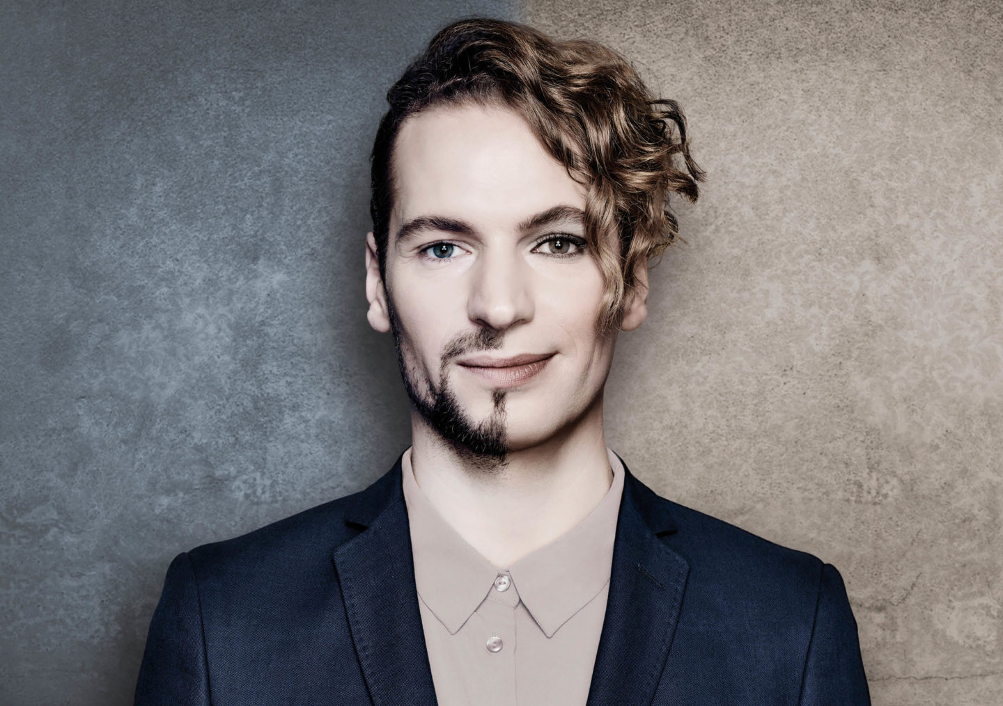 NBHAP Premiere: Felix Räuber Unveils Haunting Visuals For Burning Sky